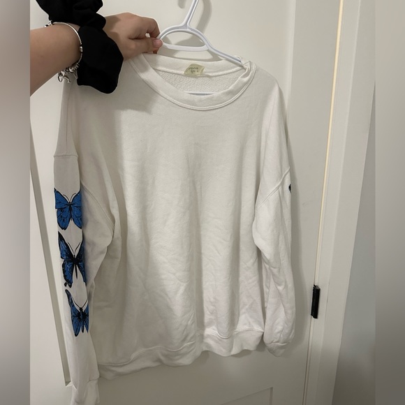 Butterfly sweater - Picture 3 of 4